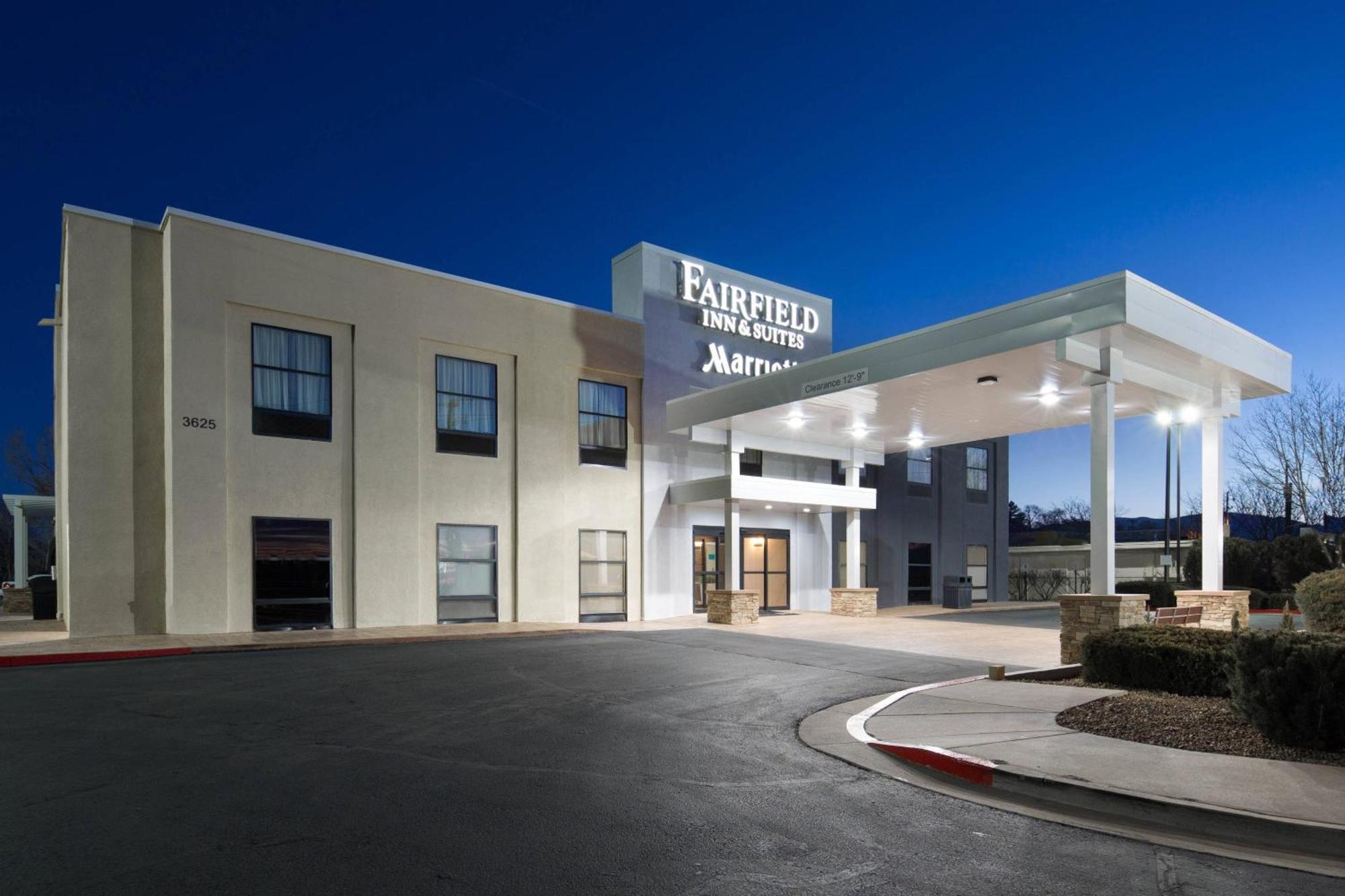 Fairfield Inn & Suites By Marriott Santa Fe Exterior photo